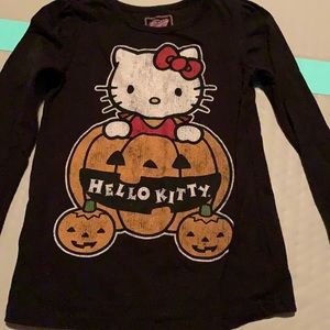 EUC vintage style Hello Kitty Halloween shirt